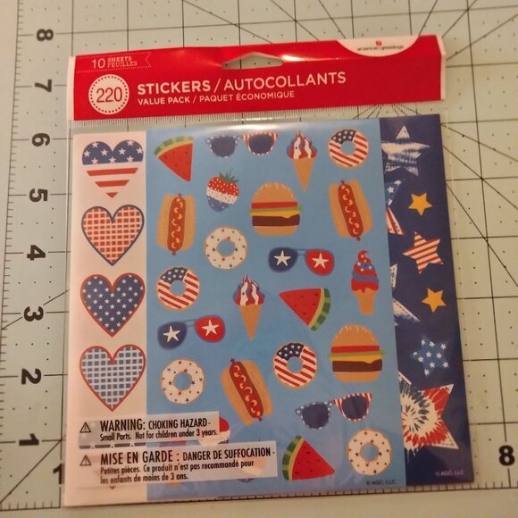 220 Patriotic Summer Stickers American Greetings July 4th Party Favor Craft - Picture 2 of 8